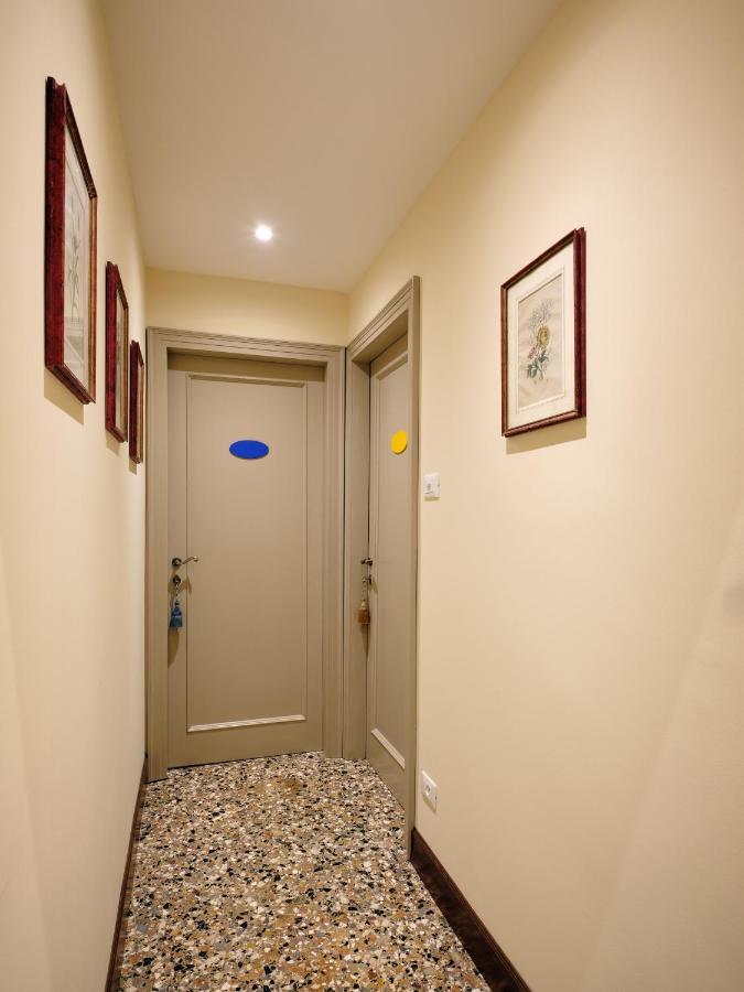 Historical Downtown Apartment *