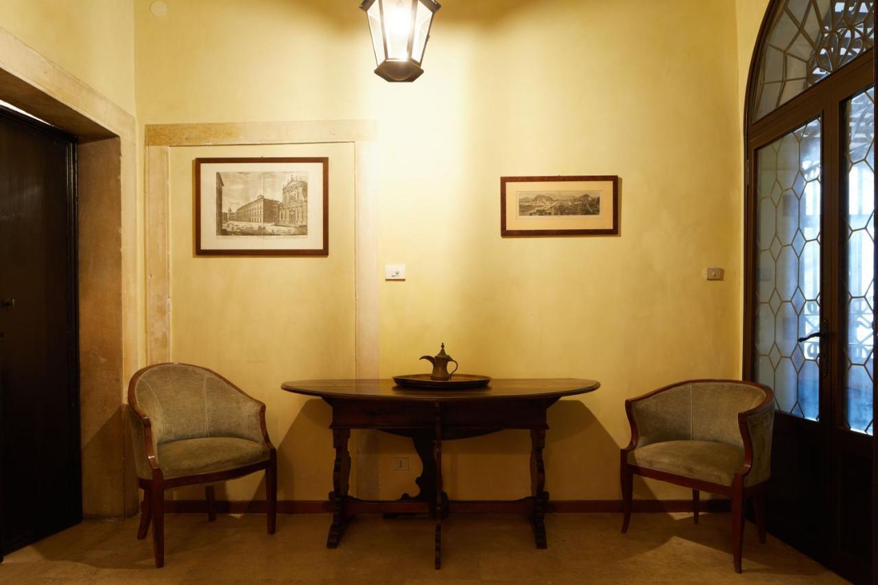 Historical Downtown Apartment Padova